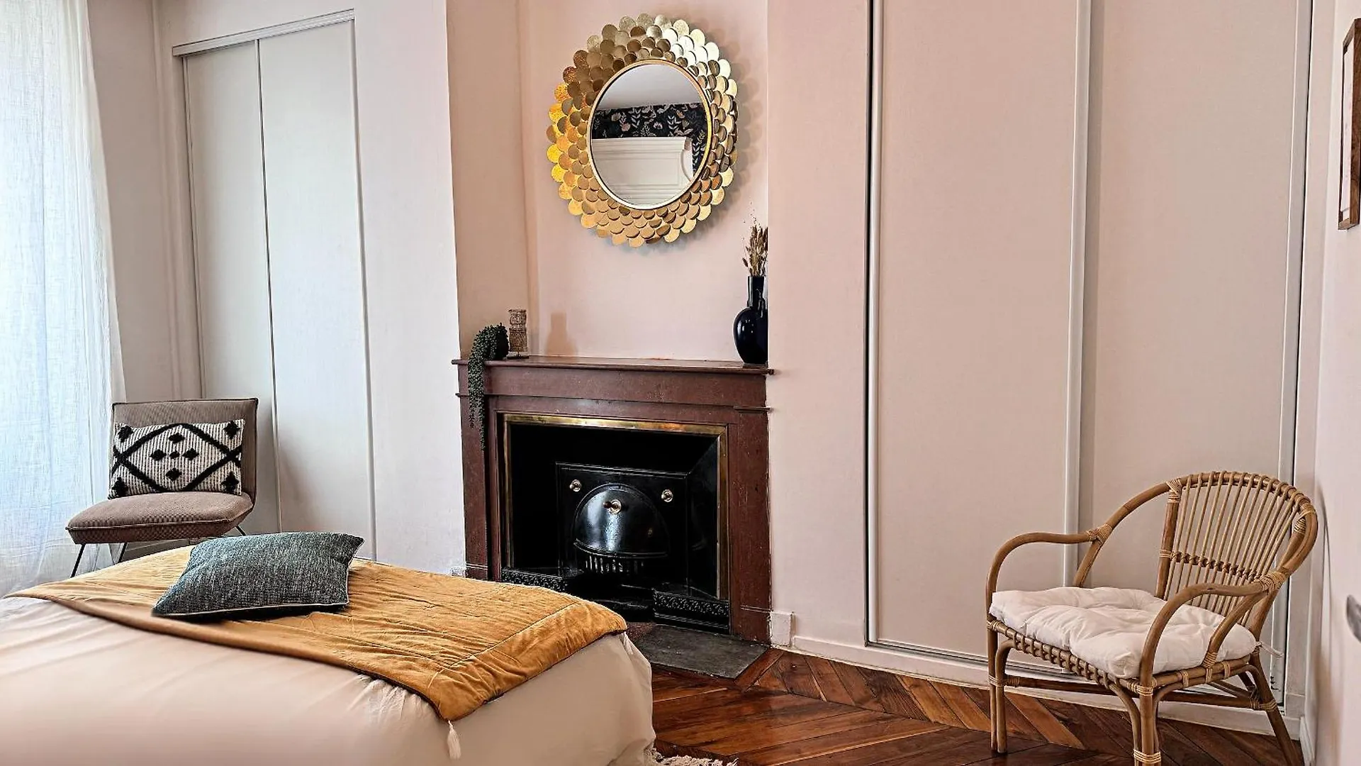 Apartment Suite Flamenco Oullins France